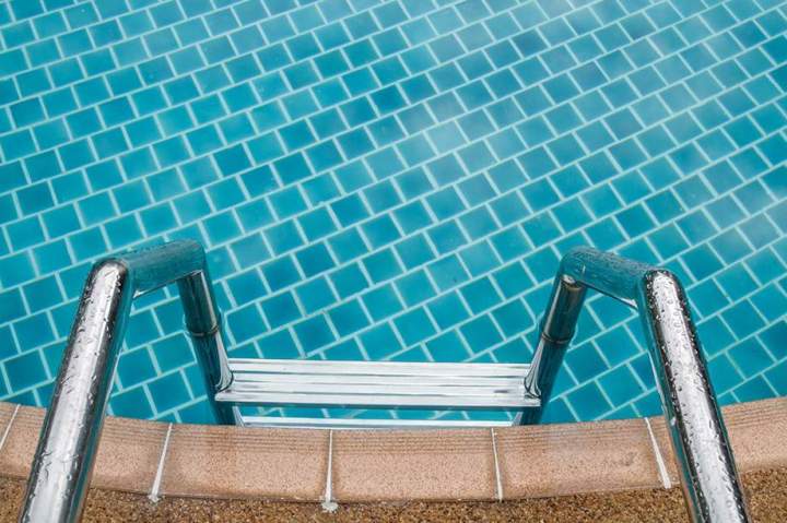 Swimming Pool Liner Replacement in Laval